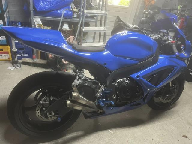 Suzuki GSX R 750 2006 K6 race kuip, Motoren, Ophalen, Gebruikt