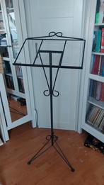 Decoratieve ijzeren muziekstandaard, Ophalen of Verzenden, Gebruikt, Muziekstandaard