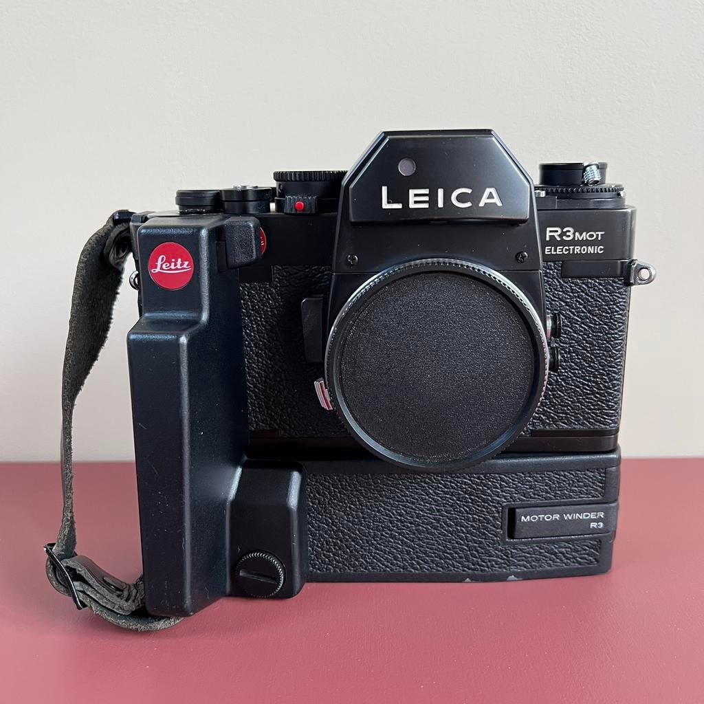 Leica R3 motorwinder / handgreep / OVP, Ophalen of Verzenden, Zo goed als nieuw, Compact, Leica