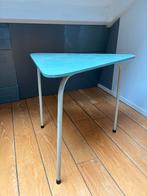 Vintage driehoek tafel, Ophalen, 50 tot 100 cm, Zo goed als nieuw, Minder dan 50 cm