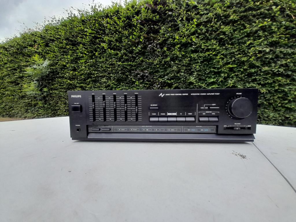 uitstekende vintage versterker van philips model fa567, Audio, Tv en Foto, Versterkers en Receivers, Ophalen of Verzenden, Gebruikt