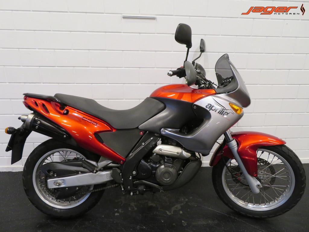 Aprilia PEGASO 650 I.E ZEER FRAAI! TOP CASE (bj 2001), Motoren, Motoren | Aprilia, Bedrijf, Enduro