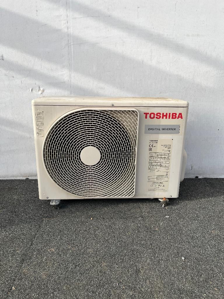 Toshiba airco buitenunit, Ophalen, Gebruikt
