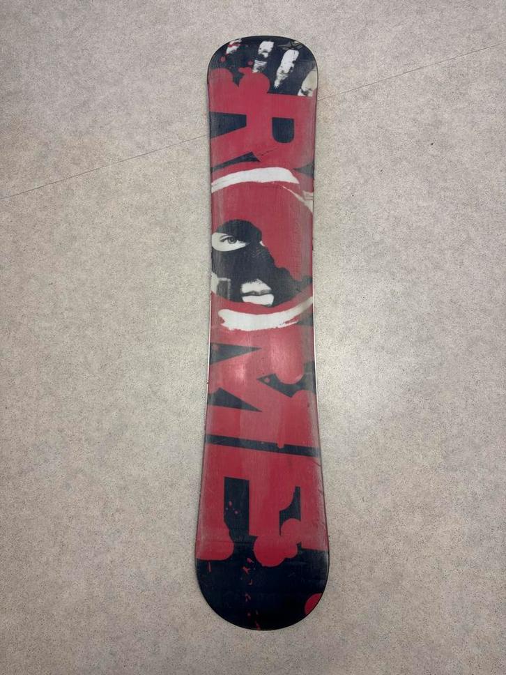 Rome Snowboard Unisex Rood - Graft Rocker, Sport en Fitness, Snowboarden, Gebruikt, Board, Ophalen