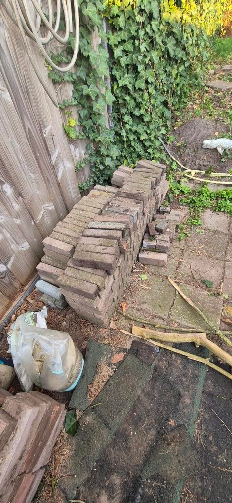 Diverse soorten stenen tegels gratis, Tuin en Terras, Tegels en Klinkers, Ophalen, Gebruikt, Beton, Klinkers