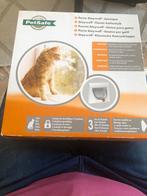 Kattenluikje deur nieuw van pets place € 32 nu € 15 ophalen, Ophalen of Verzenden, Nieuw