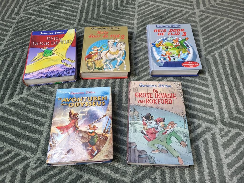 Geronimo Stilton boeken set, Boeken, Ophalen of Verzenden, Zo goed als nieuw, Fictie algemeen
