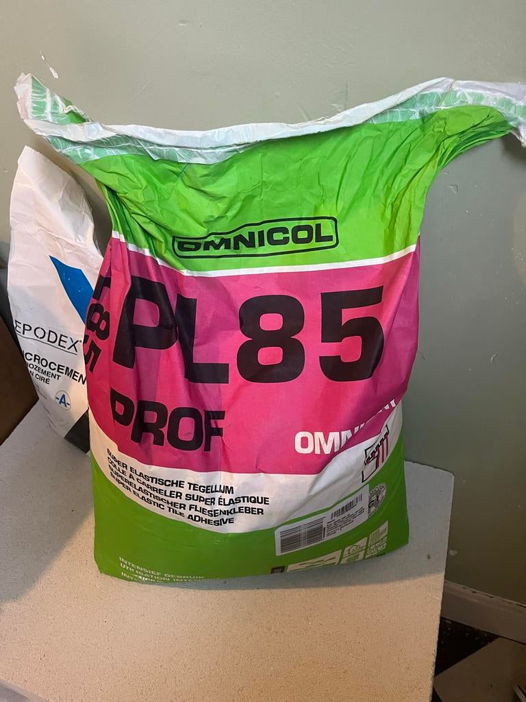 Omnicol tegellijm (en 4 gratis stenen.), Overige materialen, Wandtegels, Nieuw, 10 m² of meer