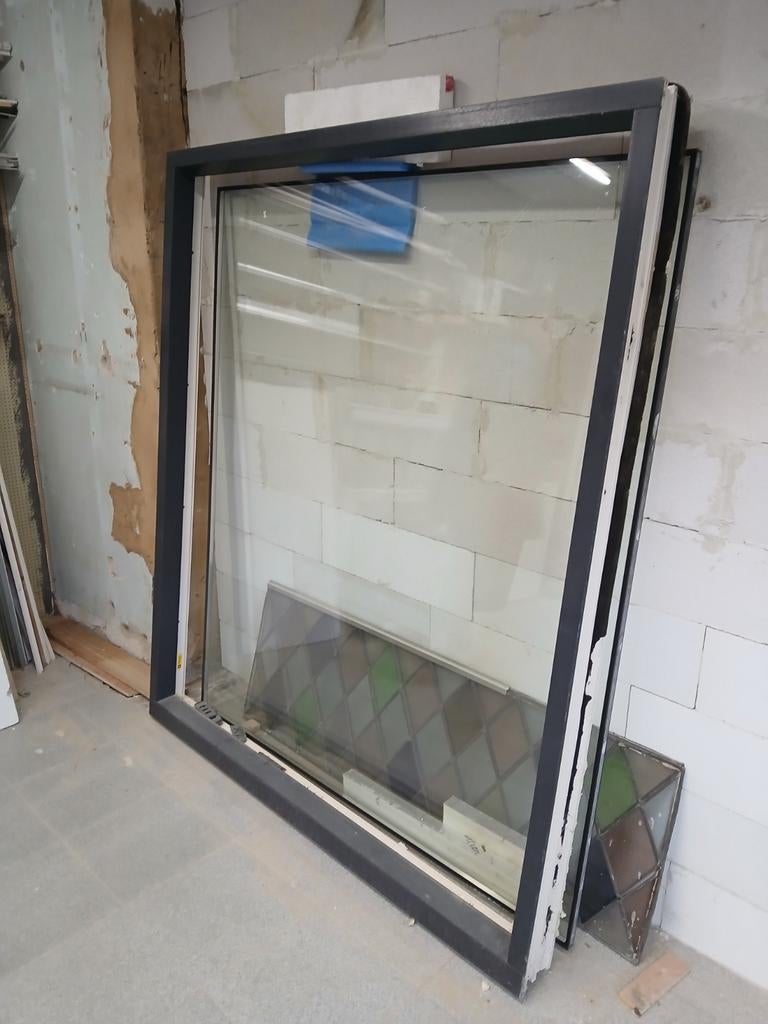 Vast kunststof raam met HR++ glas, Doe-het-zelf en Verbouw, Glas en Ramen, Ophalen, Gevelraam of Ruit, Gebruikt, 160 cm of meer