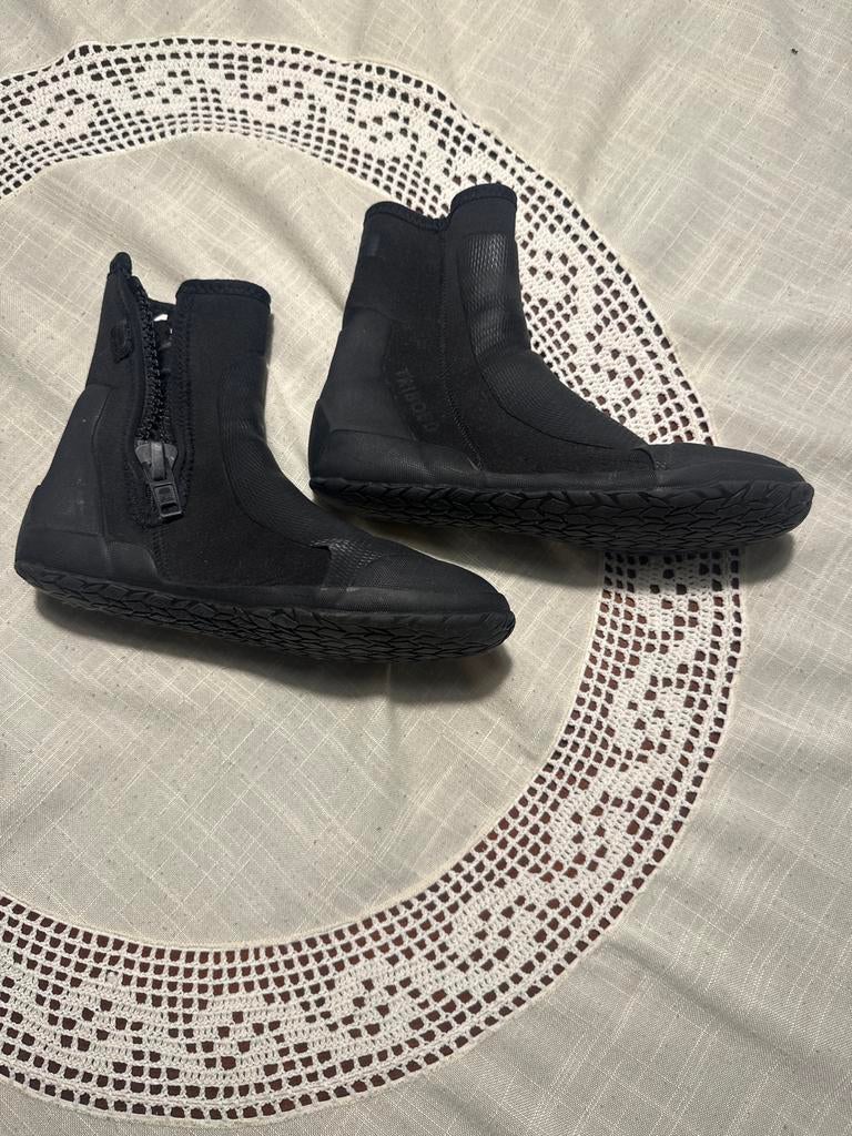 Zeil/surfschoenen maat 37/38, Watersport en Boten, Watersportkleding, Ophalen, Zo goed als nieuw, Dame of Heer, Zeil- of Surfschoenen