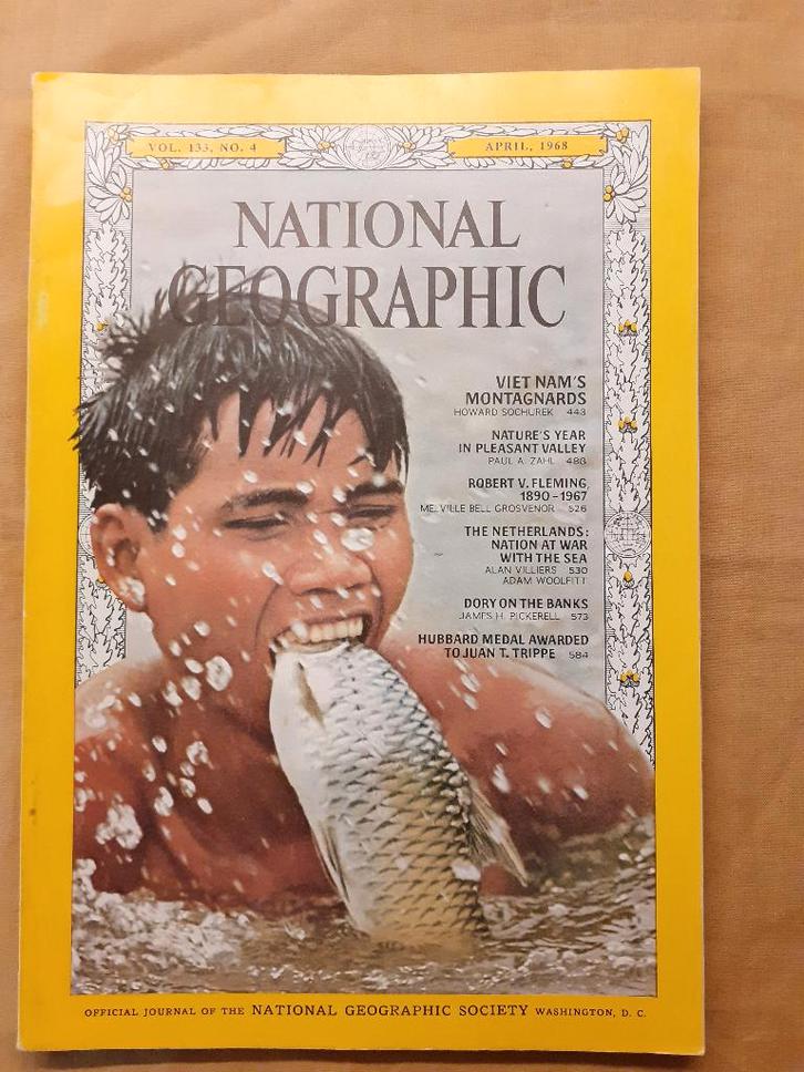 National Geographic 1968 (1) Vietnamperiode, Verzamelen, Militaria | Algemeen, Landmacht, Boek of Tijdschrift, Amerika, Ophalen of Verzenden