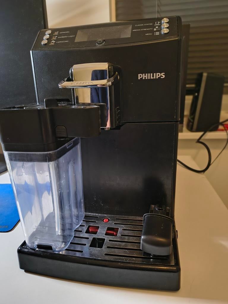 Philips Espressomachine met Melkopschuimer en Bonenmaler, Witgoed en Apparatuur, Koffiezetapparaten, Afneembaar waterreservoir