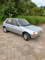 Peugeot 205 1.4 GT 1984 Grijs wegenbelasting vrij !, Auto's, Peugeot, Voorwielaandrijving, Stof, 1360 cc, 4 cilinders