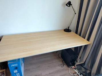 Houten bureau 160x80xx74