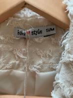 Roomwitte blazer in  feestelijke stof, maat S, Kleding | Dames, Jasjes, Kostuums en Pakken, Ophalen, Wit, Nieuw, Jasje
