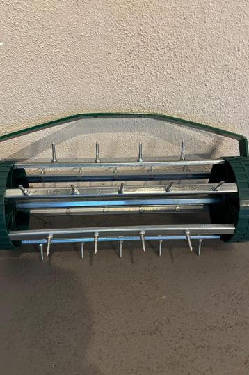 Handmatige Gazonbeluchter - Gazonverluchter beschikbaar voor biedingen