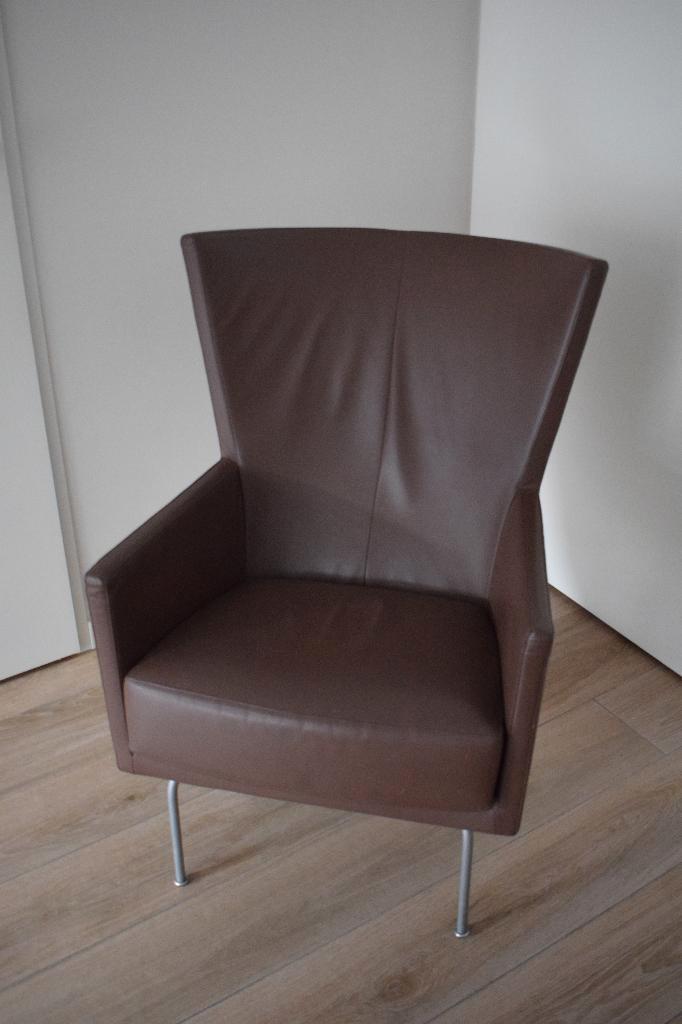 Mooie leren Design stoel (perfect onderhouden), Huis en Inrichting, Stoelen, Zo goed als nieuw, Eén, Bruin, Ophalen of Verzenden