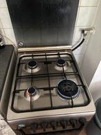 Indesit oven + 4 pitjes op gas, Witgoed en Apparatuur, Fornuizen, Ophalen, 4 kookzones, Zo goed als nieuw, Gas