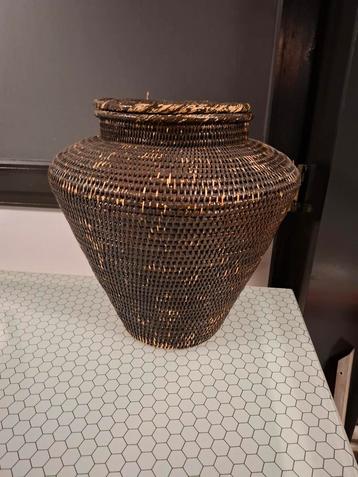 Vintage Rieten Mand met Deksel - Ø50cm beschikbaar voor biedingen