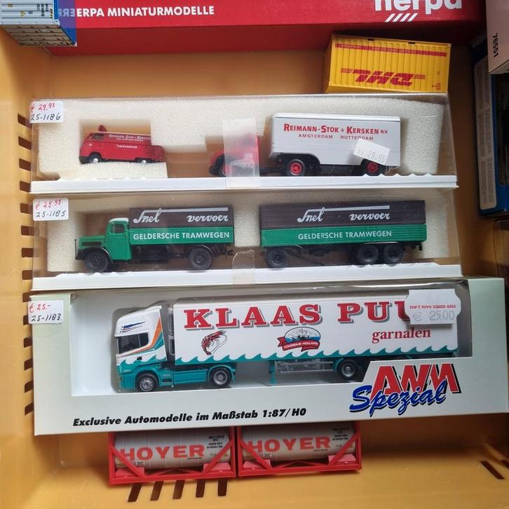 CONTAINER TRUCKS EN DIVERS 1:87-H0, Hobby en Vrije tijd, Modelauto's | 1:87, Bus of Vrachtwagen, Overige merken, Ophalen of Verzenden