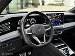 Volkswagen Tiguan 1.5 eTSI R-Line |Pano|H&K|360|ACC|Massage, Auto's, Volkswagen, 4 cilinders, 150 pk, Zwart, Bedrijf