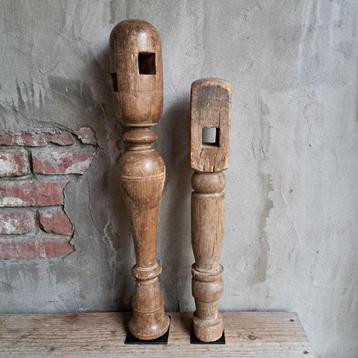 1x Landelijke houten pion ornament pinakel op statief Etage3 beschikbaar voor biedingen