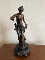 Antiek bronzen beeld: vrouw, Ernest Justin Ferrand, Antiek en Kunst, Antiek | Koper en Brons, Ophalen of Verzenden, Brons