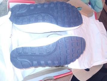 Nike schoenen NIEUW! beschikbaar voor biedingen