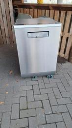 Vaatwasser Beko 2 jaar oud, Witgoed en Apparatuur, Vaatwasmachines, Ophalen of Verzenden, Zo goed als nieuw, 85 tot 90 cm, Voorspoelprogramma