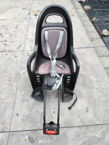 Fiets stoeltje achter beschikbaar voor biedingen