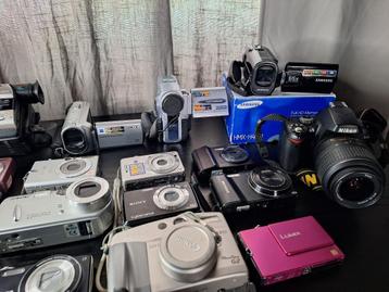 Kleine Collectie Digitale Foto Camera's [ Retro / Vintage ] beschikbaar voor biedingen