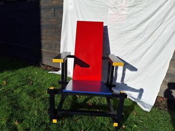 te koop replica rietveldstoel beschikbaar voor biedingen