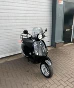 Vespa Primavera | 2019 | Brom | 7160 km, Fietsen en Brommers, Maximaal 45 km/u, Zo goed als nieuw, Benzine, 49 cc