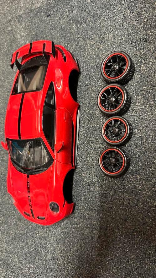Porsche 992 GT3 Maisto ( Lees beschrijving ), Hobby en Vrije tijd, Modelauto's | 1:18, Zo goed als nieuw, Maisto, Ophalen of Verzenden