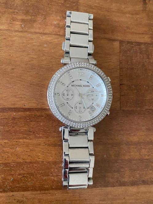 Michael Kors zilverkleurig polshorloge met strass MK5353, Sieraden, Tassen en Uiterlijk, Horloges | Dames, Zo goed als nieuw, Polshorloge