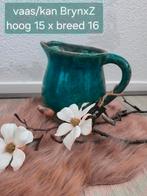 Vaas kan Brynxz turquoise, Huis en Inrichting, Woonaccessoires | Vazen, Blauw, Aardewerk of Porselein, Ophalen of Verzenden, Zo goed als nieuw