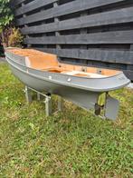 Te koop modelbouw sleepboot De Furie Schaal 1:25, Hobby en Vrije tijd, Modelbouw | Boten en Schepen, Ophalen, Zo goed als nieuw