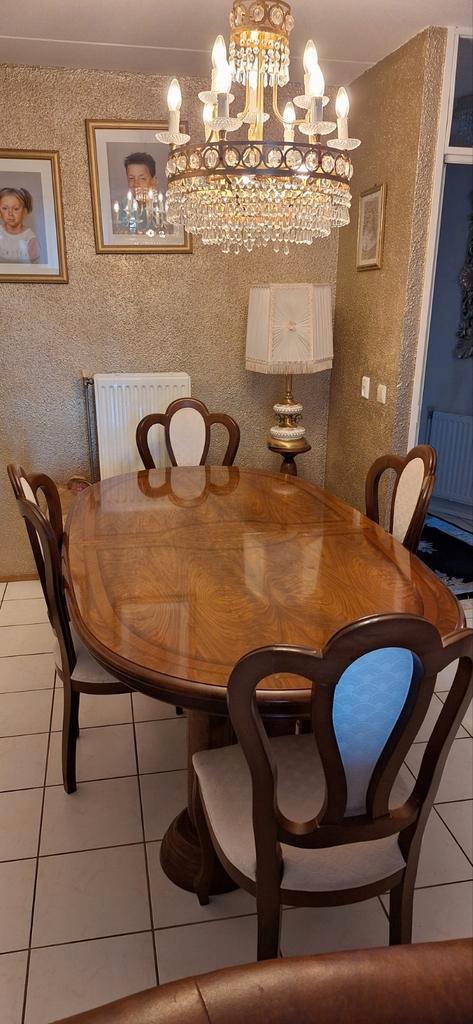 Klassieke eethoek, Huis en Inrichting, Complete eetkamers, Zo goed als nieuw, Ophalen