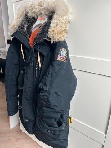 Winterjas Parajumpers maat M (certificaat aanwezig) beschikbaar voor biedingen