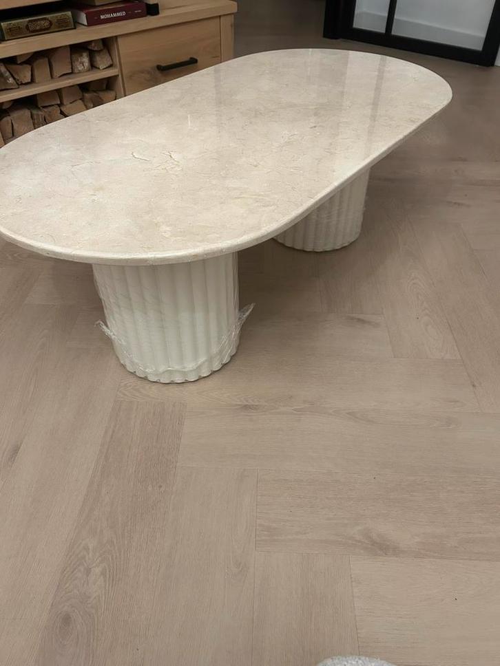 Marmer ovale salontafel, Huis en Inrichting, Tafels | Salontafels, Zo goed als nieuw, Minder dan 50 cm, 50 tot 100 cm, 100 tot 150 cm