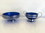 Antieke serveerschaaltjes kobalt blauw glas en licht metaal, Antiek en Kunst, Antiek | Glas en Kristal, Ophalen of Verzenden