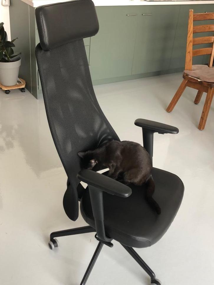 Bureaustoel IKEA, Huis en Inrichting, Bureaustoelen, Zo goed als nieuw, Bureaustoel, Zwart, Ophalen