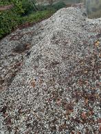 Grind, ruim 2 m3 (3.5 ton). Gratis op te halen, Tuin en Terras, Grind, Keien en Split, Ophalen, Gebruikt, Wit, Grind