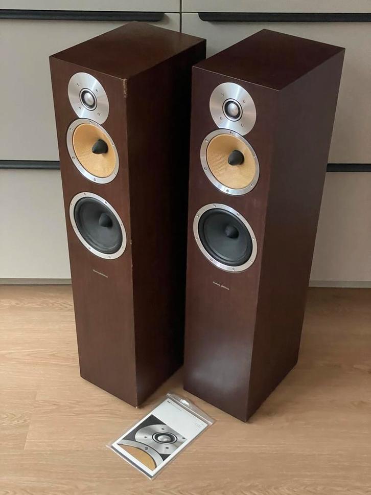 B&W CM7 Wengé - Prachtige luidsprekers, Audio, Tv en Foto, Luidsprekers, Gebruikt, Front, Rear of Stereo speakers, 120 watt of meer