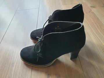 Zwart suede Mellow Yellow pumps /enkellaarsje mt 40 Nieuw! beschikbaar voor biedingen