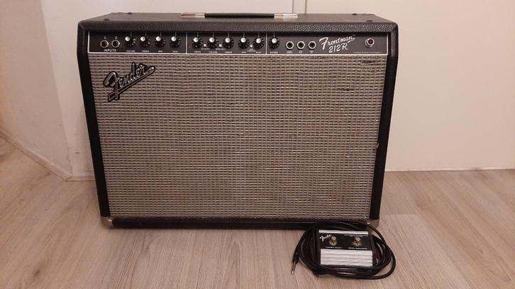 Opknapper: Fender Frontman 212R 100w gitaarversterker, Muziek en Instrumenten, Versterkers | Bas en Gitaar, Gebruikt, Gitaar, 100 watt of meer