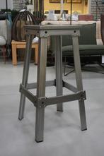 Stoere barkruk industrieel vintage metaal horeca mancave 30x, Ophalen, 5 krukken of meer, Met voetsteun, 60 tot 90 cm