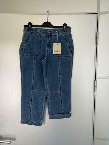 F855 Nieuw: Angels  Capri mt. 36=S korte broek jeans blauw beschikbaar voor biedingen