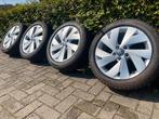 VW Golf ‘Belmont’ velgen origineel met Pirelli winterbanden, Auto-onderdelen, Ophalen, Gebruikt, Banden en Velgen, 17 inch