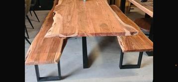 Eettafel banken massief boomstam acacia hout 180cm beschikbaar voor biedingen